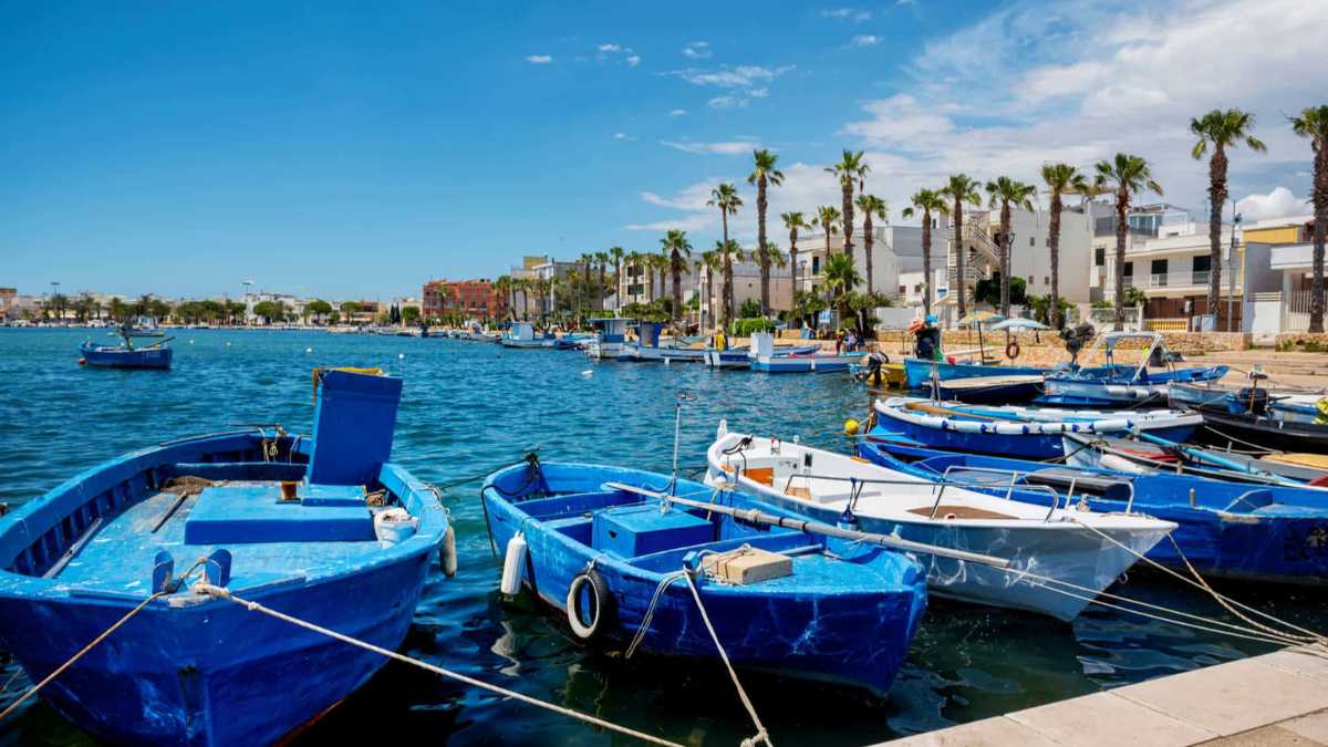 Cosa vedere a Porto Cesareo in 3 giorni: itinerario tra mare e storia