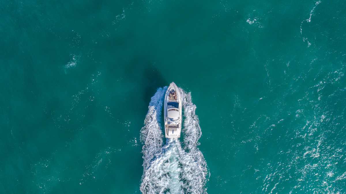 Escursioni in barca a Porto Cesareo: prezzi e itinerari da non perdere nel 2026